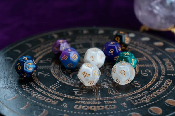 Horoscope en ligne : conseils pour éviter l'arnaque